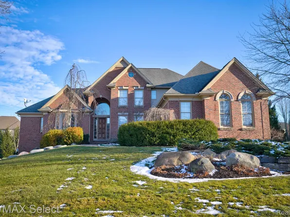 3869 Mountain Laurel Blvd, Oakland, MI 48363