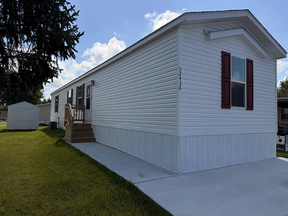 29800 Guilford Cir #209