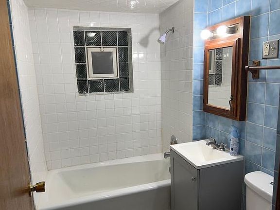 4th image of 4934 S Komensky Ave #2