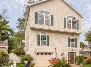1744 Fairhill Dr, Edgewater, MD 21037