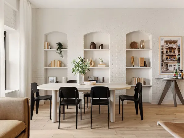 300 E 4th St APT 5A, Manhattan, NY 10009