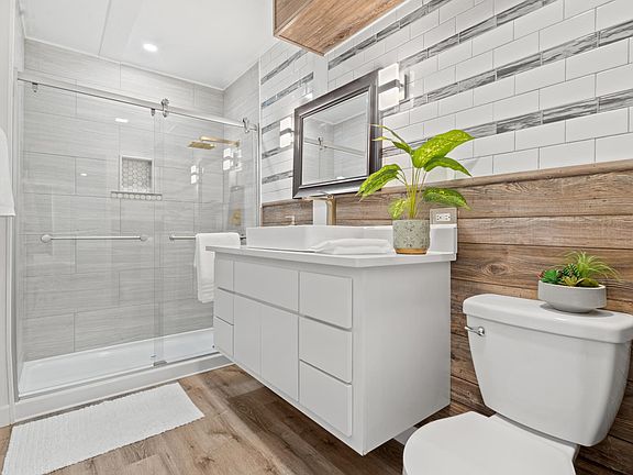 3rd image of 800 Benge Dr #31