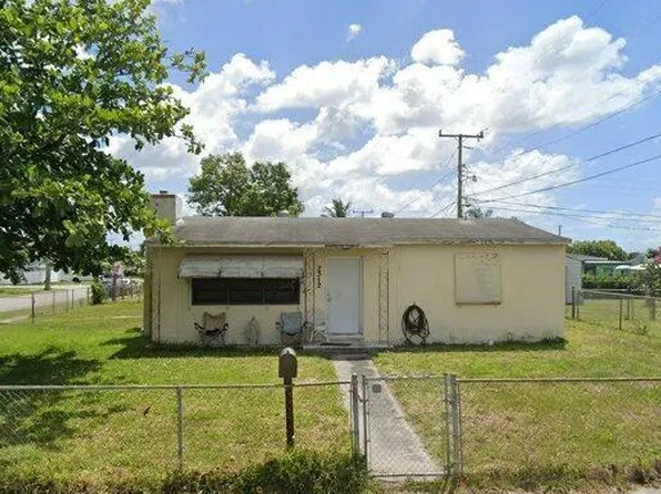 2312 Eagle Drive, West Palm Beach, FL 33409