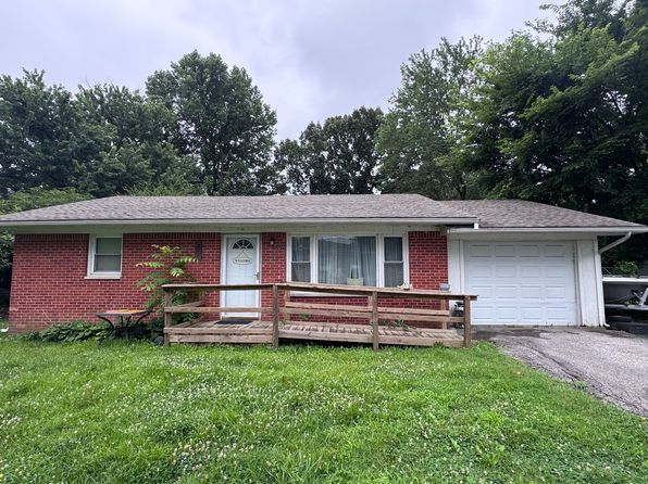 730 Crabapple Dr