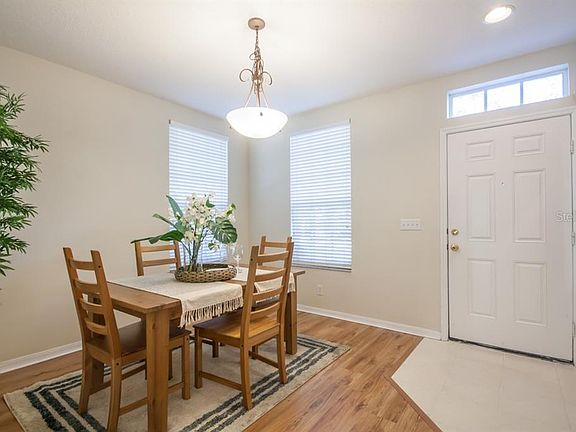 3rd image of 10040 Tate Ln