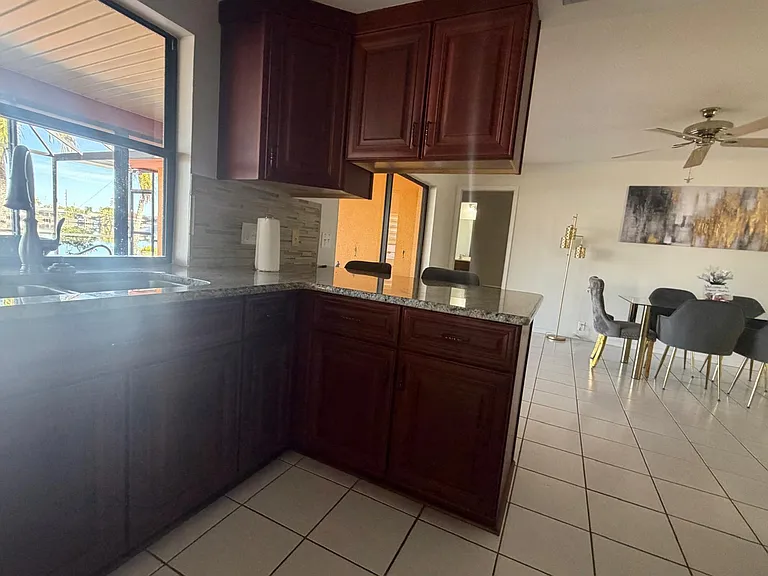 613 SW 49th Ln — Photo 35