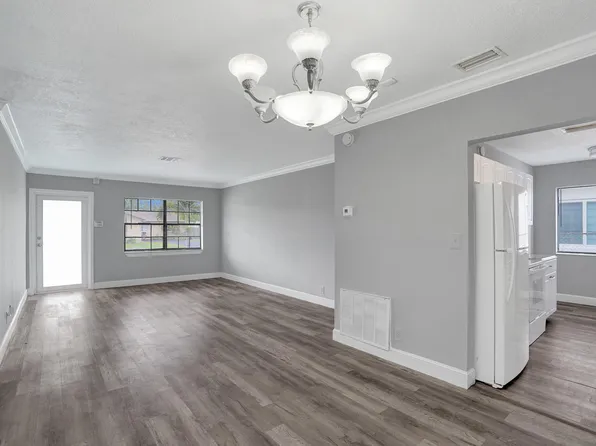 10781 NW 21st Street, Sunrise, FL 33322