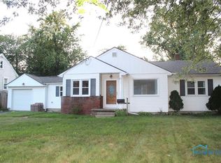 5933 Dixon Ave, Toledo, OH 43613