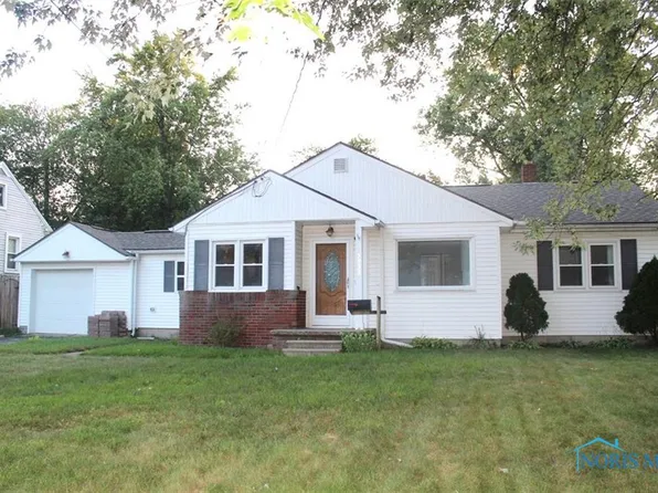 5933 Dixon Ave, Toledo, OH 43613