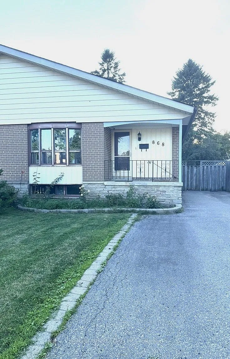 2 bed, $1,800 — Photo 1