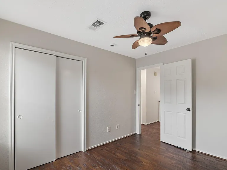 4807 Shadowdale Dr — Photo 18