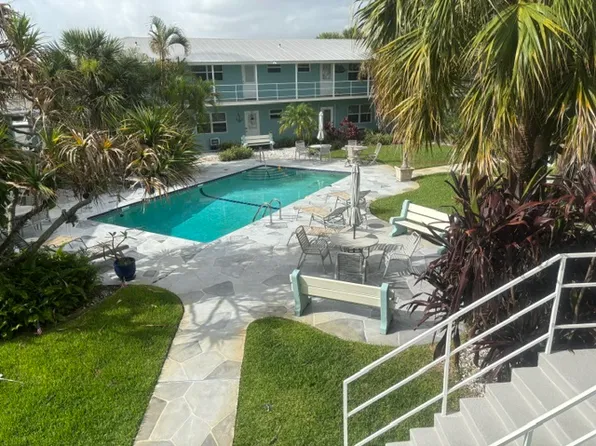 400 Northlake Ct APT 204, North Palm Beach, FL 33408