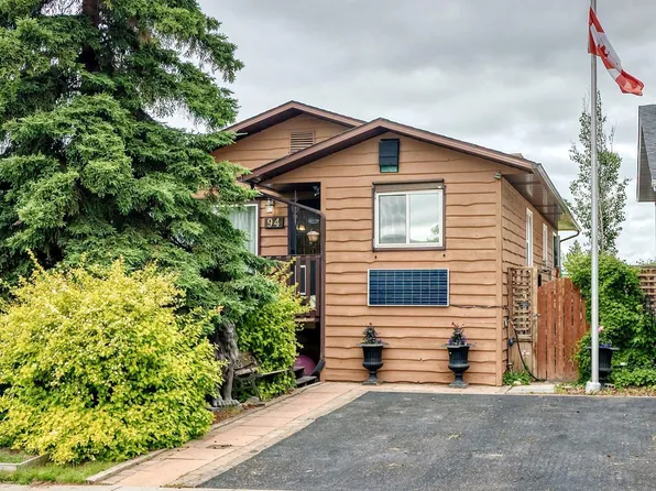 94 Elk Hl SE, Airdrie, AB T4B 1Y6