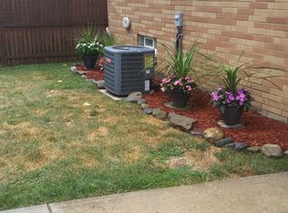 456 Taft Ave, Bedford, OH 44146