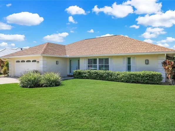 9632 Campbell CIR, NAPLES, FL 34109