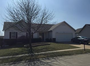 2054 Lick Creek Dr, Wentzville, MO 63385
