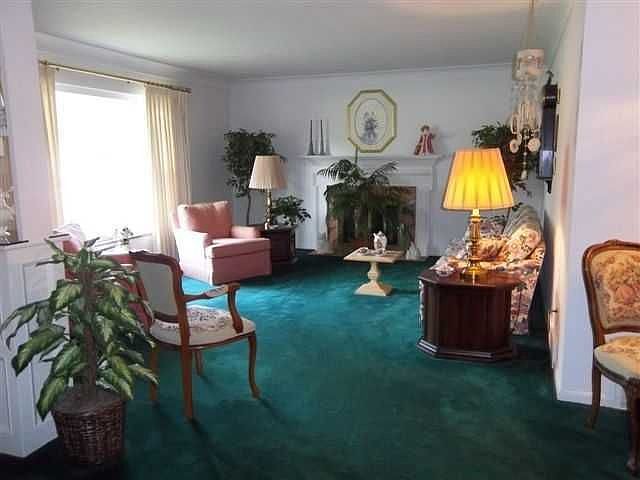 2nd image of 3745 Heatherdowns Blvd