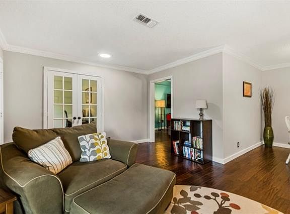 4th image of 7122 S Brook Dr
