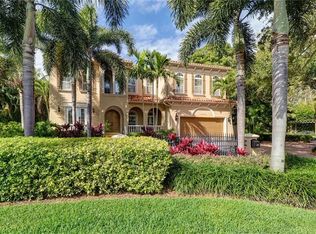 202 Toledo Way NE, Saint Petersburg, FL 33704