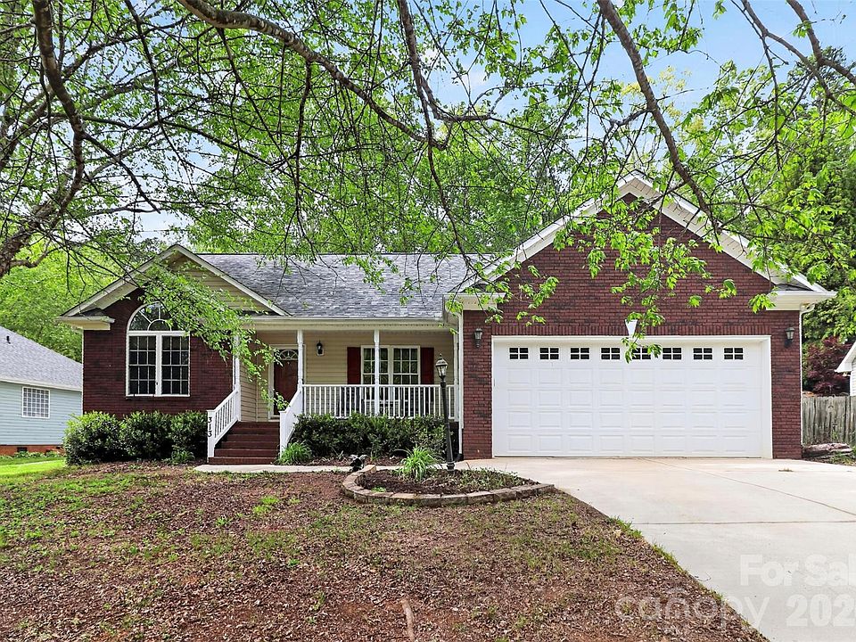 1st image of 313 Brightwood Ct SW