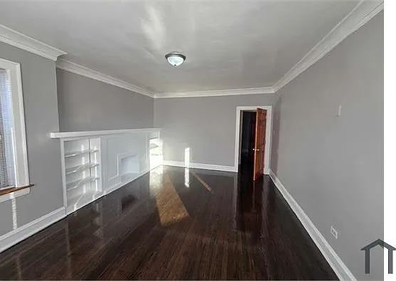 2 bed, $1,860 — Photo 2