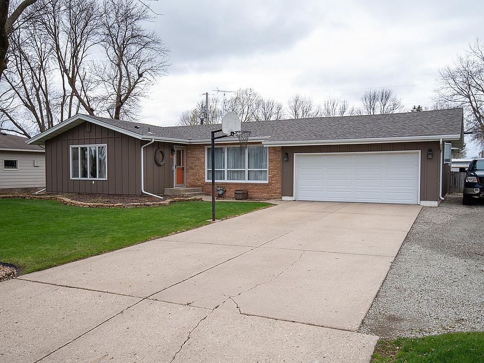 1st image of 908 Van Buren Ave