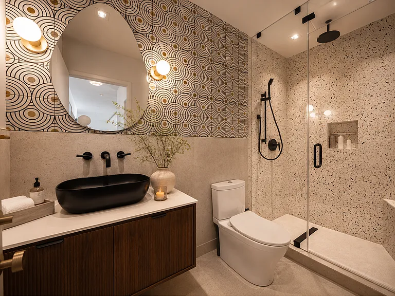 9410 Eden Dr — Photo 36