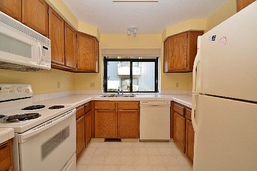4th image of 1755 Novato Blvd APT A5
