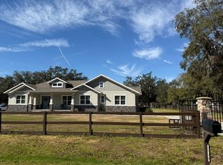 5539 Pat Rd, Zephyrhills, FL 33543