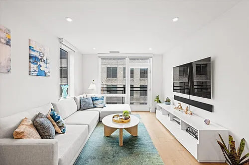 37 L St SE Photo 1