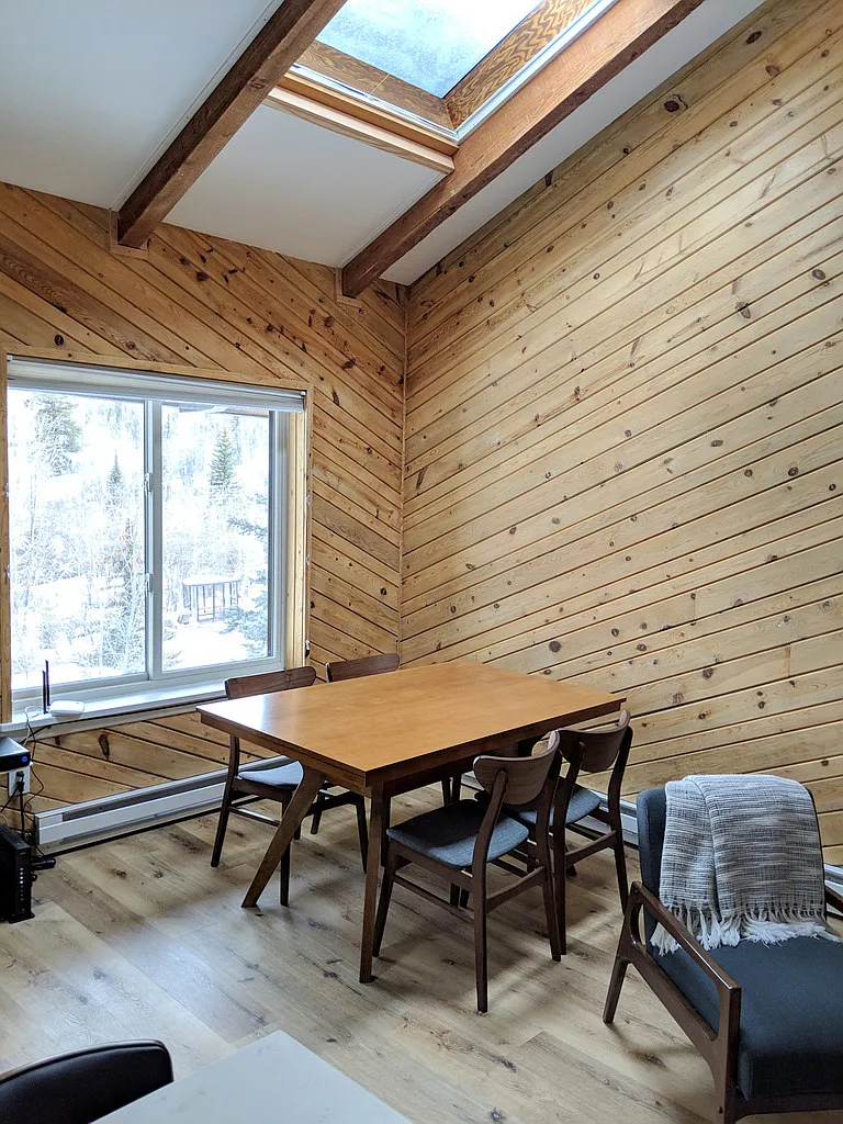 2 bed, 937 sqft, $5,500 — Photo 2
