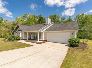 105 Persimmon Dr, Jefferson, GA 30549