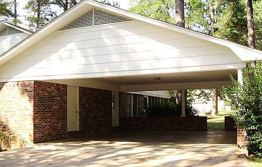 2nd image of 301 Glenwood Dr