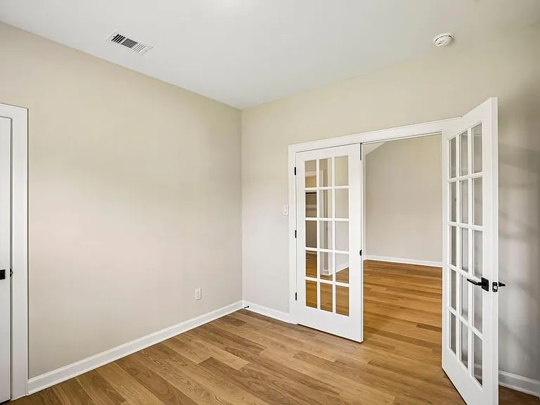 3085 Sorrento Hill Dr — Photo 11