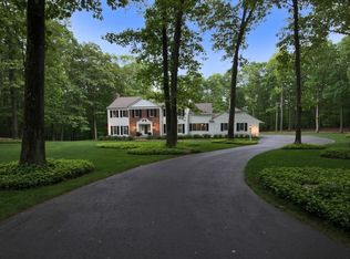 35 Horizon Dr, Mendham, NJ