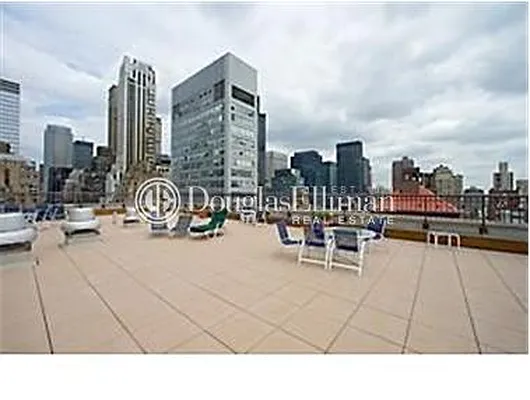 Rented by Douglas Elliman | media 14