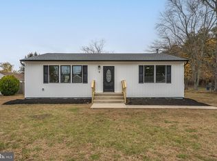 9 Deb Lynn Dr, Sicklerville, NJ 08081