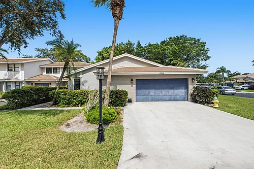 608 Northshore Dr #608 Photo 1