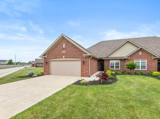 2899 Grandview Ln, Greenwood, IN 46143