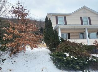 318 Vaughn St, Johnstown, PA 15906
