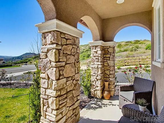3rd image of 441 Ventasso Way