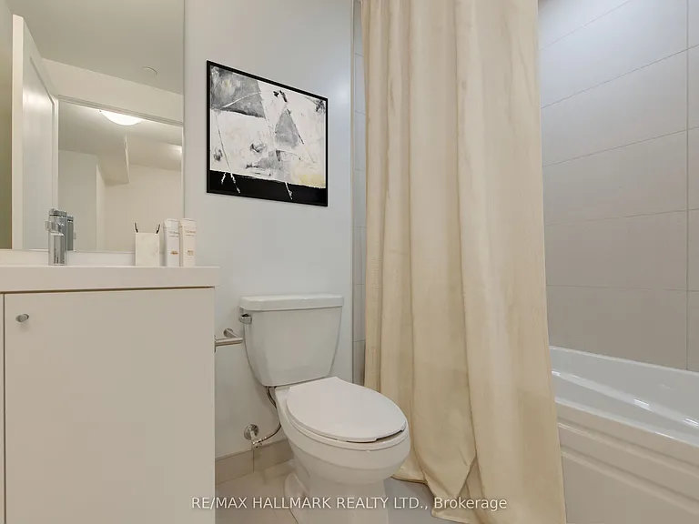 2545 Simcoe St N #417 — Photo 12