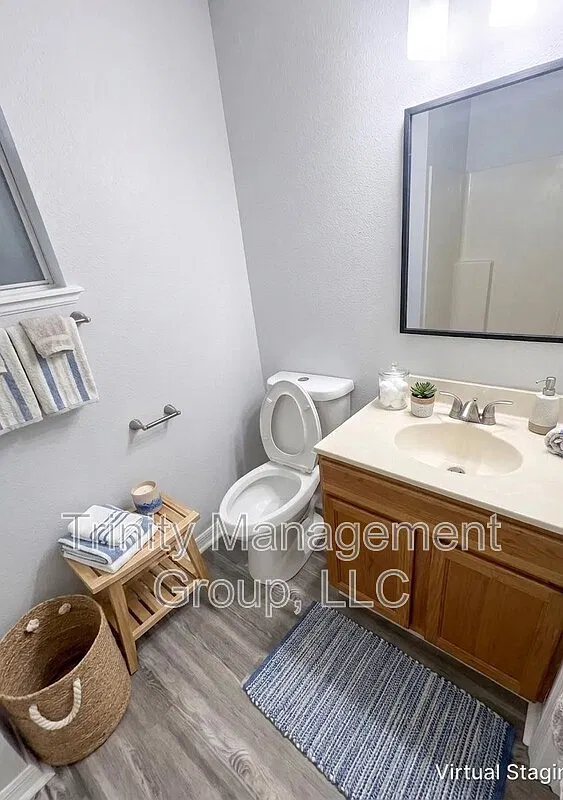3 bed, 2.0 bath, 1535 sqft, $1,895 — Photo 2