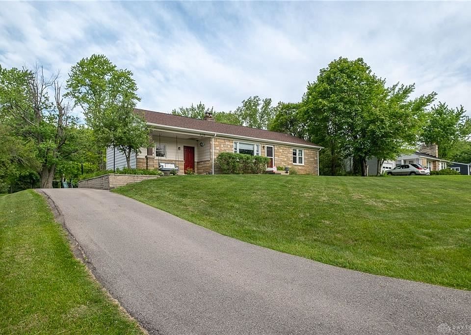 1st image of 2129 Knoll Dr