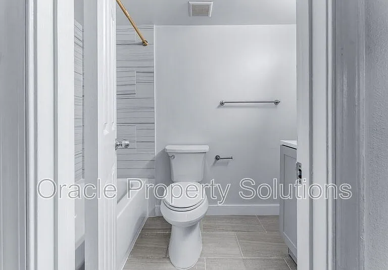 14023 Vista Dr — Photo 16