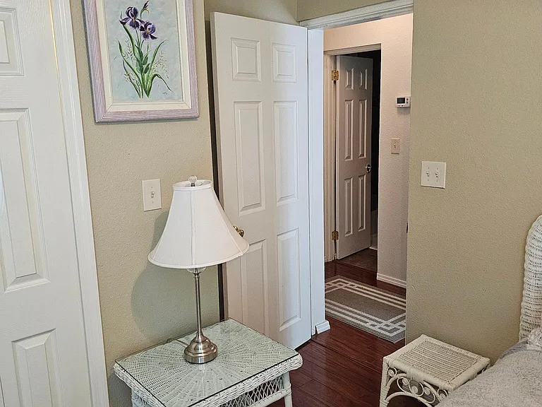 810 W Canton Ave — Photo 28