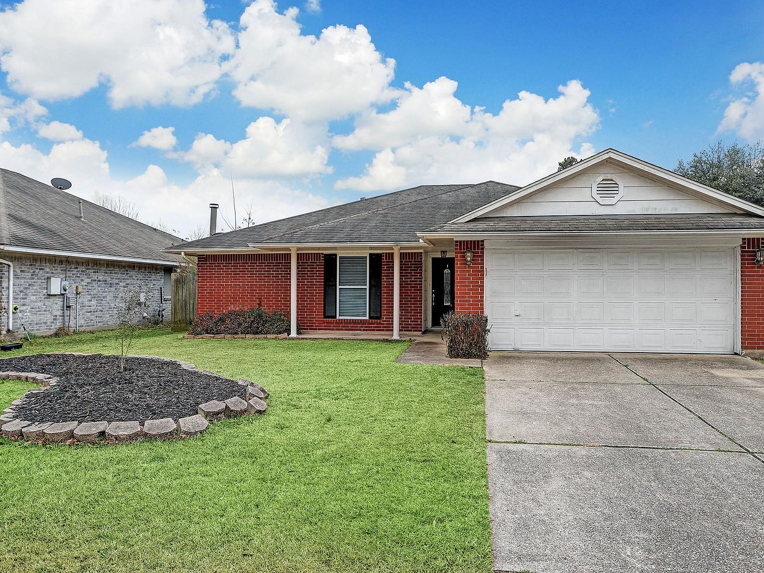 2218 Friarwood Trl, Kingwood, TX 77339 Zillow