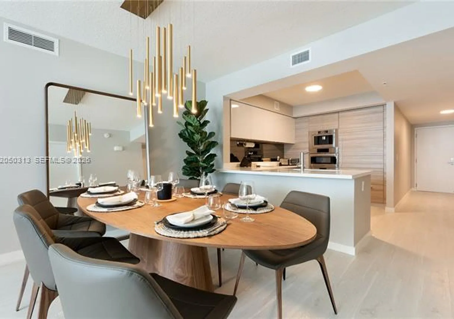330 Sunny Isles Blvd cu-5-1404, Sunny Isles Beach, FL 33160 — Photo 1