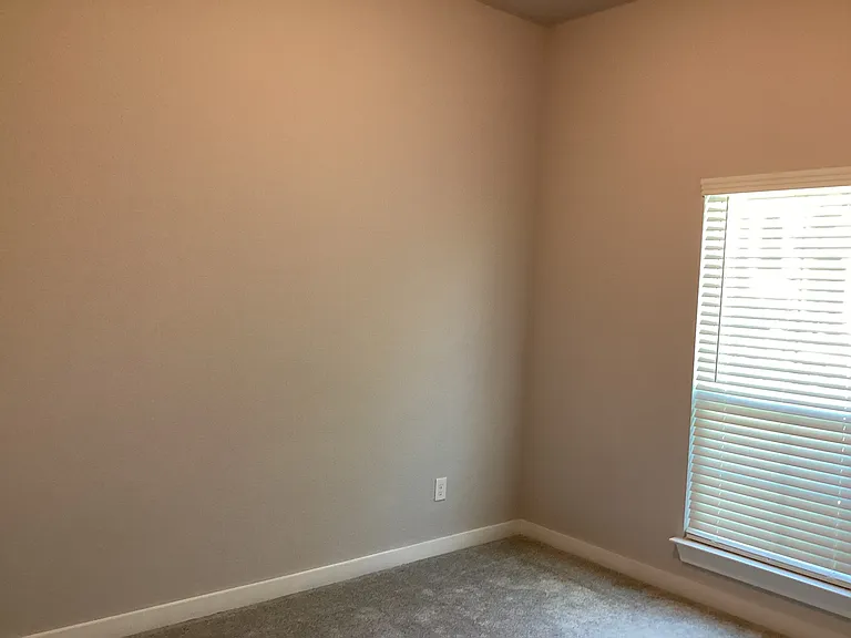 12324 Hulson Trl — Photo 9