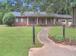 1508 Spring Lake Dr, Birmingham, AL 35215